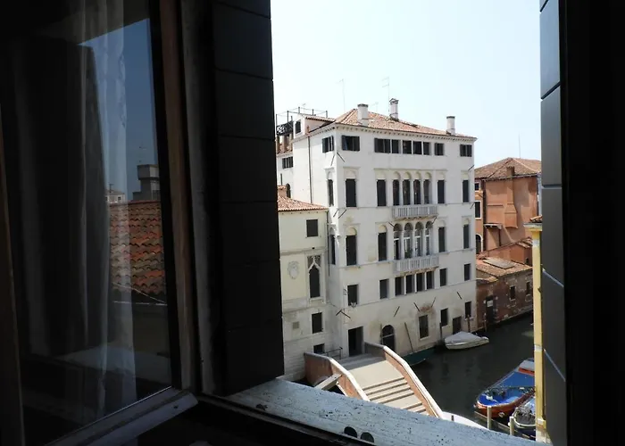 Cae Sconta Sant'agostin Veneza